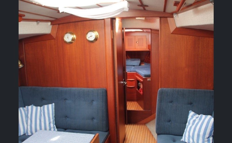 Hallberg-Rassy HR 352-kuva-8